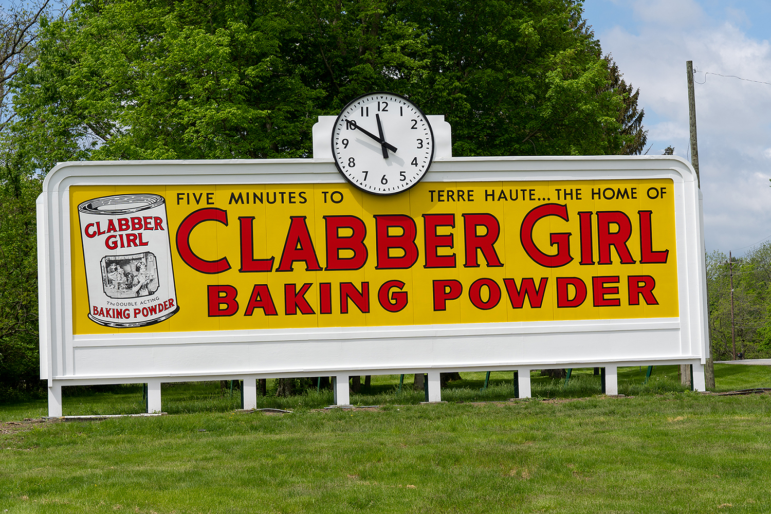 Featured Project Clabber Girl Billboard Returned to Her Former Glory GRAPHICS PRO