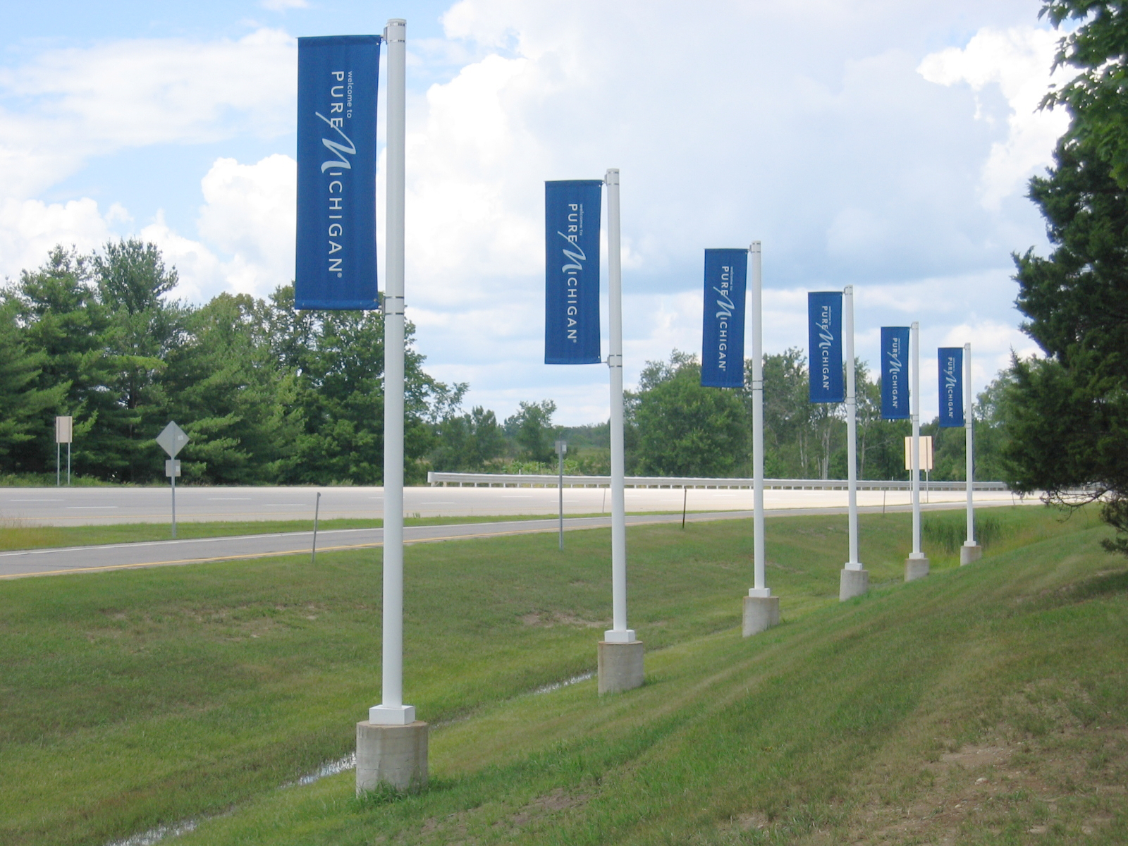 Banner Materials Still Made of the Right Stuff GRAPHICS PRO