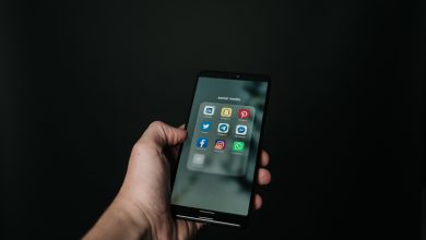 cell phone social media posts marketing market small business