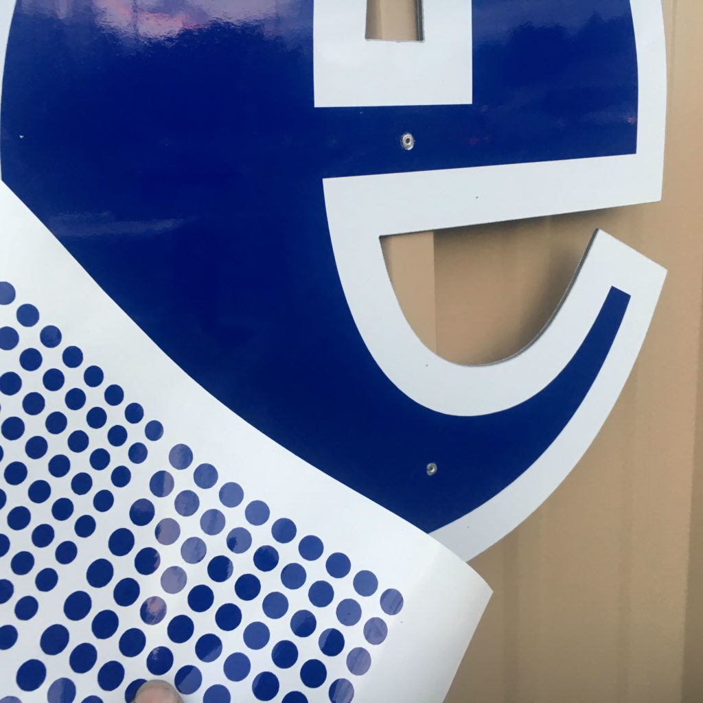 sign letters