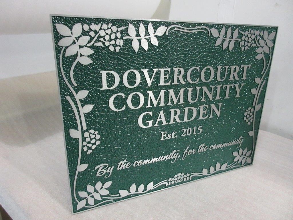 Outdoor Recognition Plaques Bronze and Beyond GRAPHICS PRO