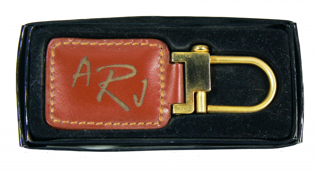 Laser Engraving Graphics onto Leather GRAPHICS PRO