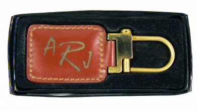 laser engrave leather key ring graphics thin lines
