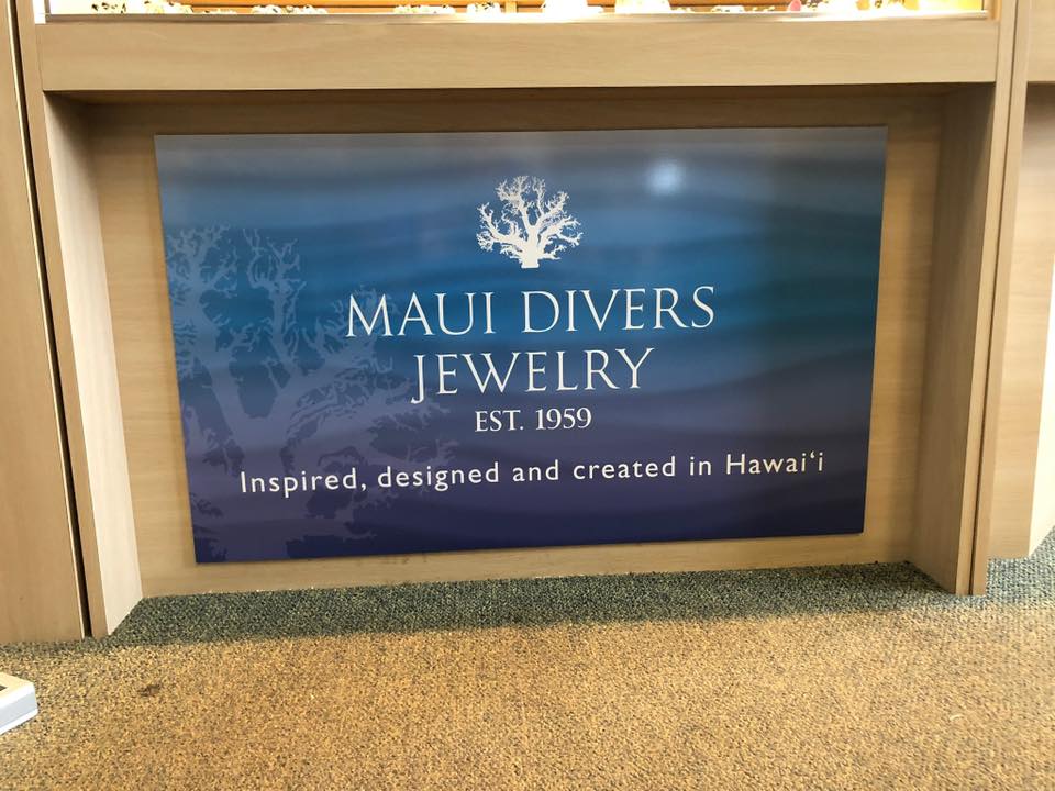 Sign Art did the signage for both of the stores in its city of Lihue that are owned by this Hawaiian jewelry store chain.