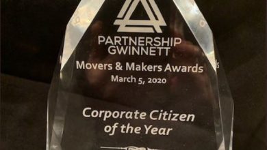 Alternative Apparel wins the Corporate Citizen of the Year Award at the ninth annual Movers & Makers Awards.