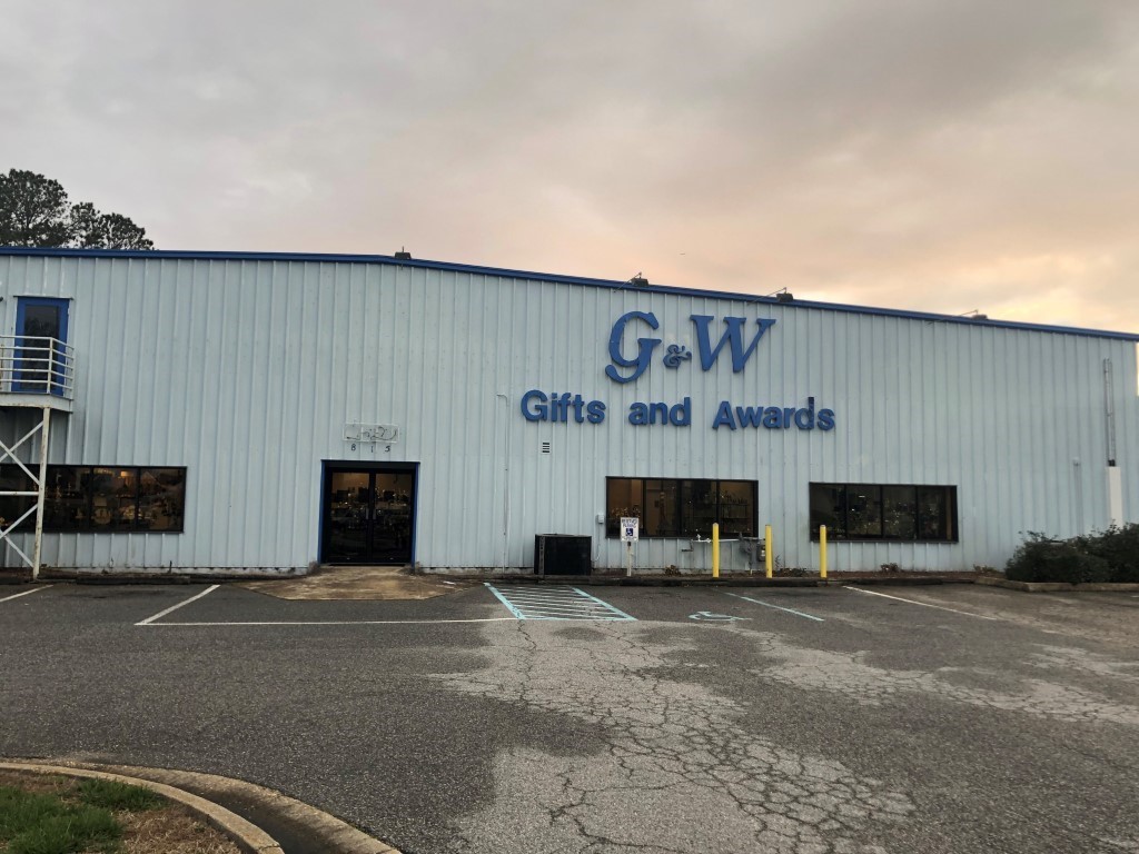 Virginia Engraving Shop Uses Downtime for Renovations GRAPHICS PRO