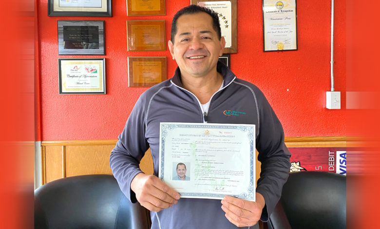 Manny Castro US Citizenship Photo