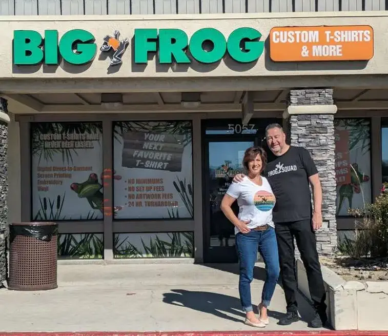 Reno Couple Opens Big Frog Custom T Shirts More Franchise