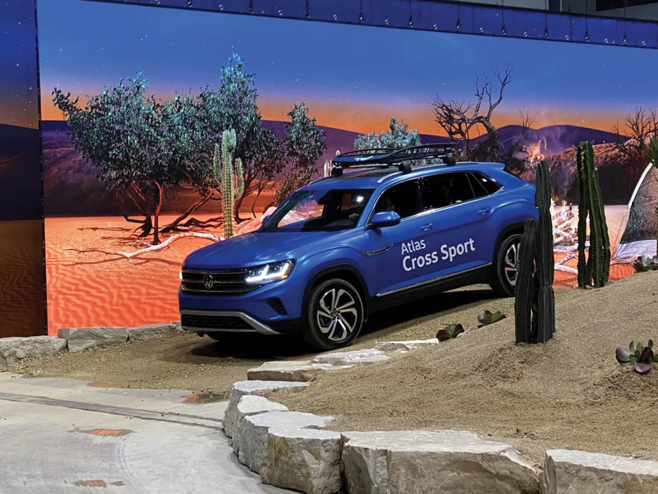 Image 2 Avery Dennison Chicago Wrap Atlas Auto Show MPI 1105 blue AD Public