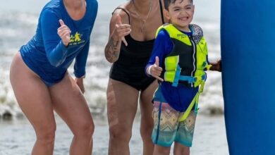 surfers wearing pukka hats