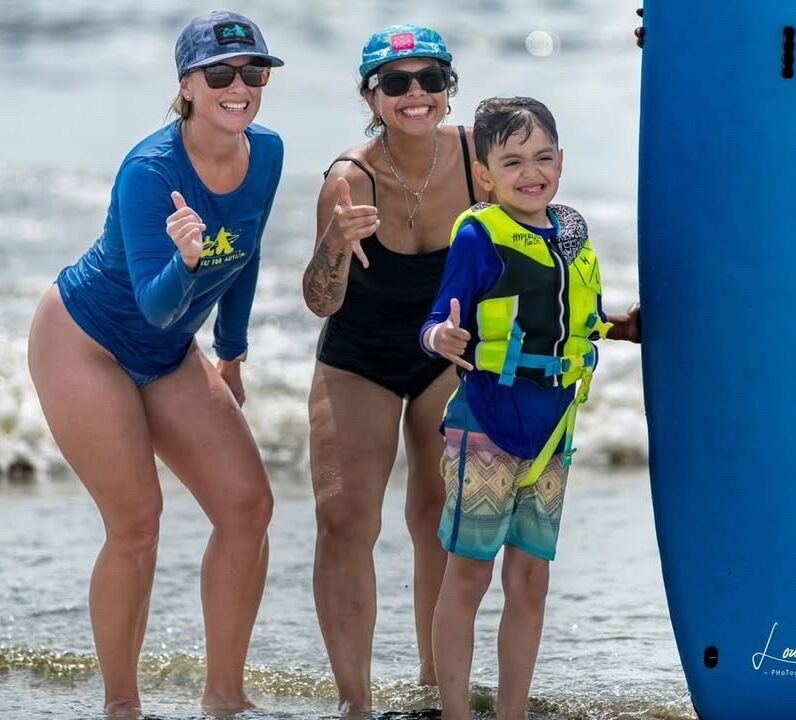 surfers wearing pukka hats